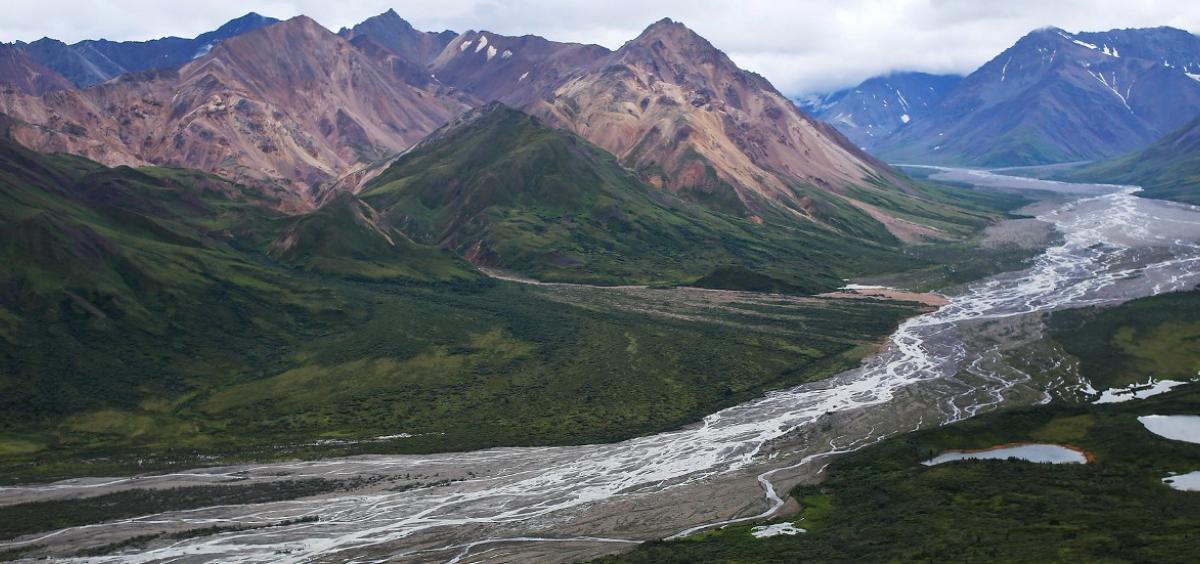 teklanika_river_nps_photo_emily_mesner_-_npgallery_public_domain_copy.jpg
