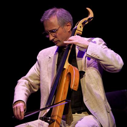 Gideon Freudmann with cello