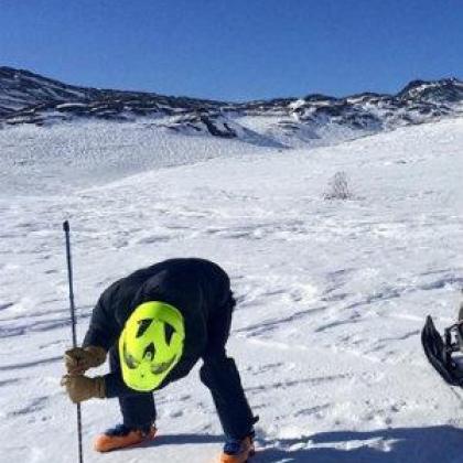 measuring snow depth