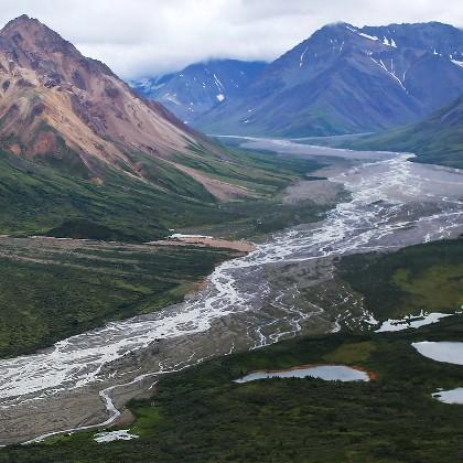 teklanika_river_nps_photo_emily_mesner_-_npgallery_public_domain_copy.jpg